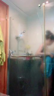 Kak sansan mandi show