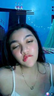 AUL Dedek Gemes Desah Remas toket