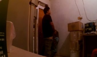 ViraL! Nyepong Majikan di Gudang