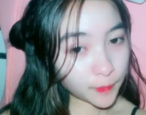 Gadis Cakep Host Mango show Toket Pink Besar