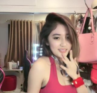 Lidya Danira Joget Sexy Godain Pascol