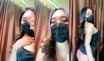 Putri Naya Host Legend Idaman Pascol Mango